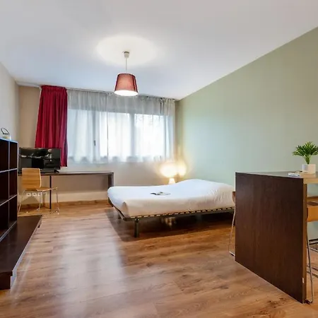 Aparthotel Zenitude & Residences Metropole 3*
